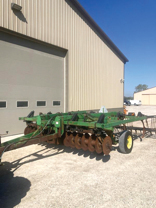 JOHN 714 DISC CHISEL for sale in Martinsville, IN Photo 1