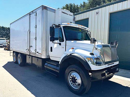 2005 INTERNATIONAL 7600 for sale in De Forest, WI
