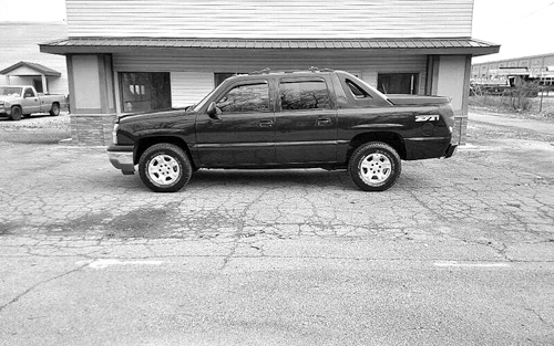 2005 CHEVROLET AVALANCHE for sale in Fort Wayne, IN