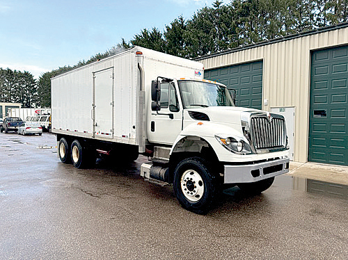 2013 INTERNATIONAL 7500 for sale in De Forest, WI