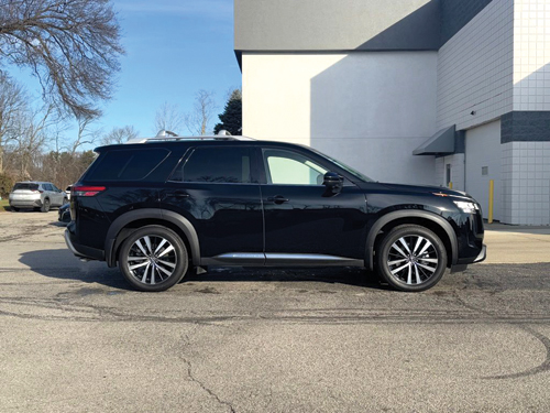 2024 NISSAN PATHFINDER for sale in Indianapolis, IN