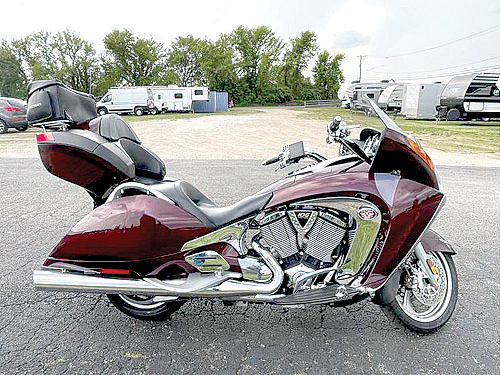 2008 VICTORY VISION for sale in Marengo, IL