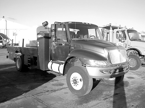 2011 INTERNATIONAL 4300 for sale in Holland, MI