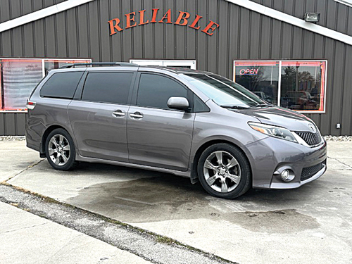 2016 TOYOTA SIENNA for sale in Fort Wayne, IN