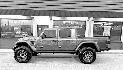 2020 JEEP GLADIATOR MOJAVE for sale in Bloomington, IN