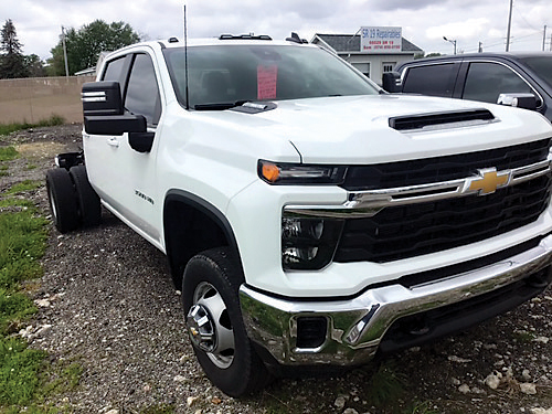 2024 CHEVROLET SILVERADO for sale in Wakarusa, IN