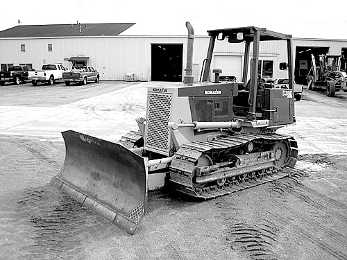1998 KOMATSU D38E-1 DOZER for sale in Holland, MI