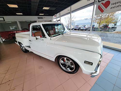 1972 CHEVROLET C-10 for sale in Lisle, IL Photo 1