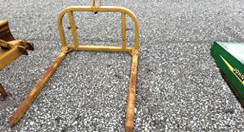 ROUND BALE MOVER ROUND BALE MOVER for sale in Wilkinson, IN