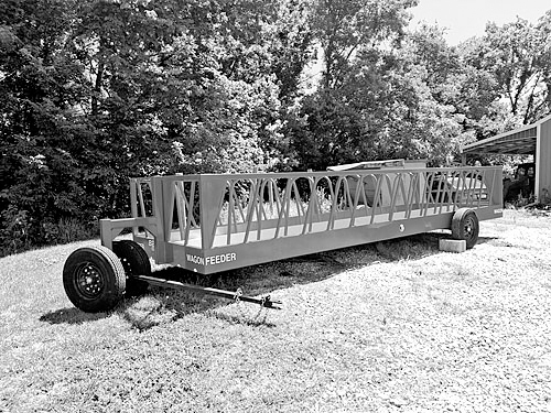 ROUND BALE/SILAG FEEDER WAGON for sale in Spencer, IN