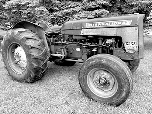 IHC 424 for sale in Eau Claire, MI