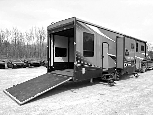 2019 KEYSTONE RV CARBON TOY HAULER for sale in Spencer, IN