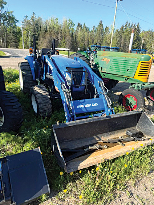 NEW HOLLAND BOOMER 41 TRACTOR for sale in Alpena, MI