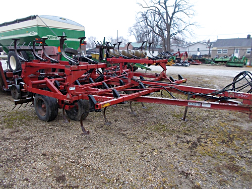 HINIKER 1224 for sale in Albany, IN