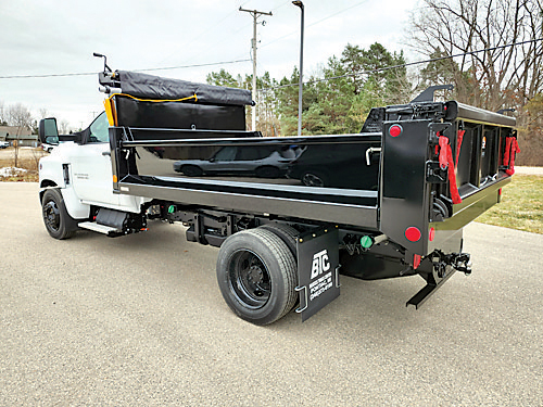 2025 CHEVROLET SILVERADO 5500 for sale in Midland, MI