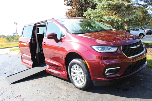 2022 CHRYSLER PACIFICA for sale in Grand Rapids, MI