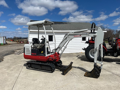 TAKEUCHI TB016 EXCAVATOR for sale in Fenton, MI