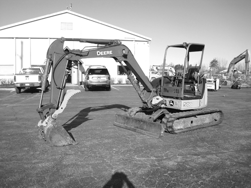 2005 DEERE 50-D ZTS EXCAVATOR for sale in Holland, MI