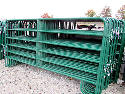 FARM GATES & CORRAL PANELS for sale in Milan, MI