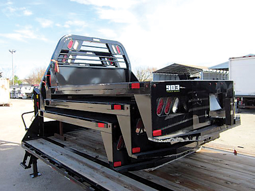 LOAD TRAIL 903 FLATBED for sale in Sycamore, IL