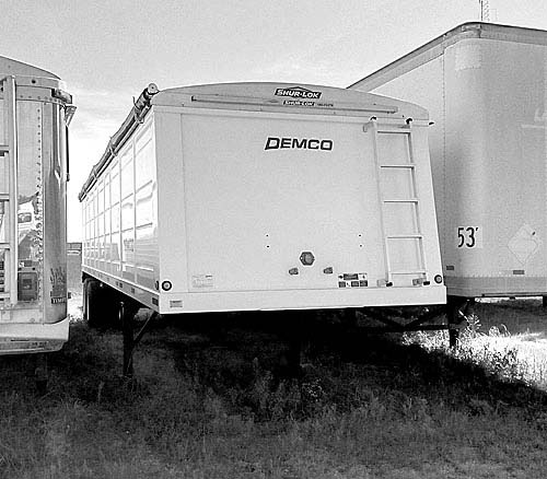 2023 DEMCO 36' GRAIN TRAILER for sale in Terre Haute, IN