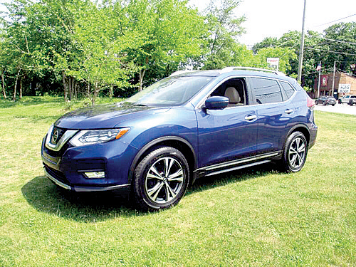 2017 NISSAN ROGUE for sale in Elgin, IL