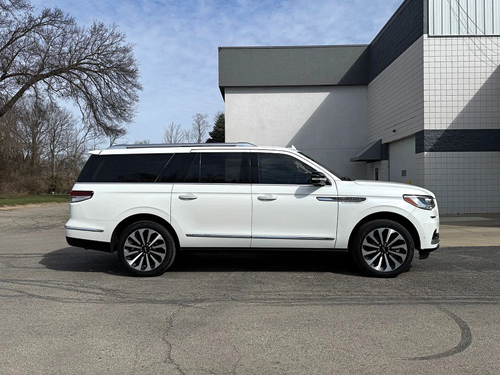 2024 LINCOLN NAVIGATOR for sale in Indianapolis, IN