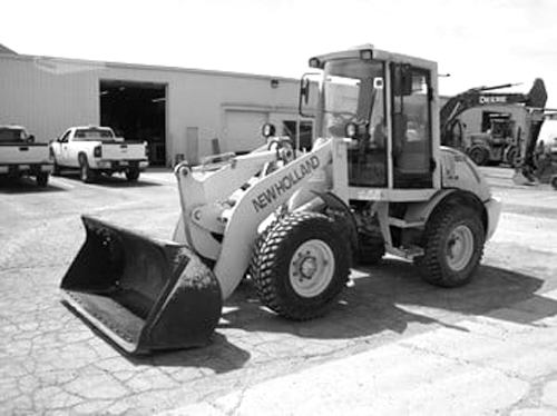 2002 NEW HOLLAND LW80B for sale in Holland, MI