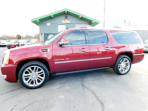2011 CADILLAC ESCALADE for sale in Fort Wayne, IN
