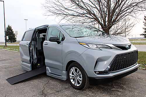 2022 CHRYSLER PACIFICA for sale in Grand Rapids, MI