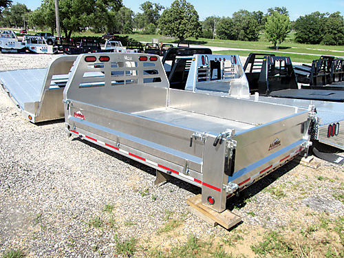 MARTIN ALUMINUM LANDSCAPE BED for sale in Beardstown, IL