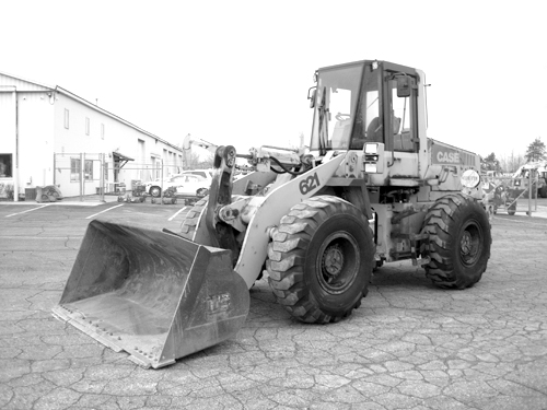 CASE 621 LOADER for sale in Holland, MI