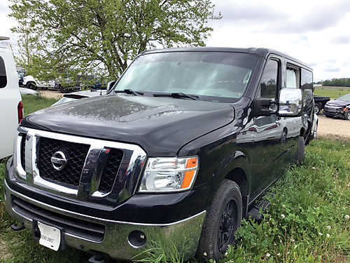 2017 NISSAN NV3500 for sale in Wakarusa, IN