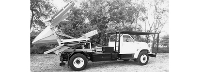 1987 FORD 800 / TS 50 TREE SPADE for sale in Concord, MI