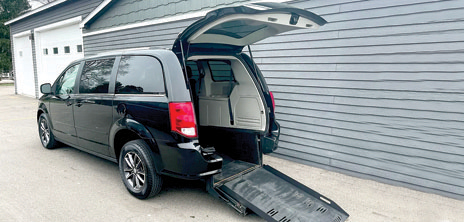 2017 DODGE GRAND CARAVAN for sale in Highland, MI