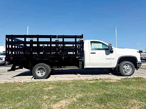 2024 CHEVROLET STAKE BODY for sale in Pataskala, OH