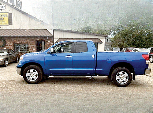 2008 TOYOTA TUNDRA for sale in South Haven, MI