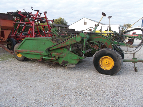 1981 JOHNSON 4 YARD PAN for sale in Albany, IN