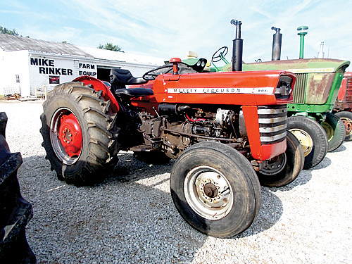 1975 MASSEY FERGUSON 135 for sale in Albany, IN