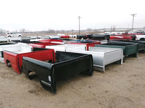 1999-2006 CHEVY TRUCK BEDS 6.5 TRUCK BEDS for sale in Middlebury, IN