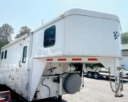 BISON 2 HORSE SLANT for sale in Monticello, IN