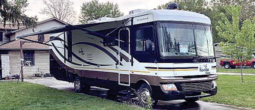 2010 FLEETWOOD BOUNDER for sale in Lafayette, IN