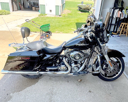 2011 HARLEY-DAVIDSON FLHX STREET GLIDE for sale in Walkerton, IN