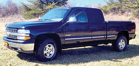 2002 CHEVROLET SILVERADO for sale in Hamilton, IN