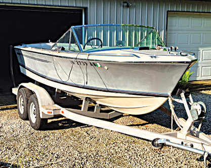 1985 RESORTER SKI BOAT for sale in Columbia City, IN