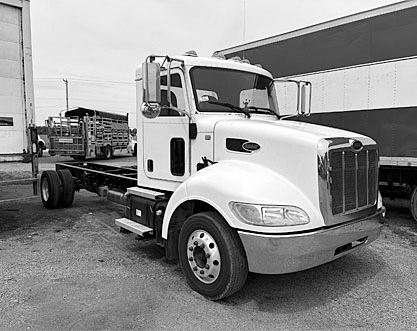 2016 PETERBILT 325 for sale in Wawaka, IN