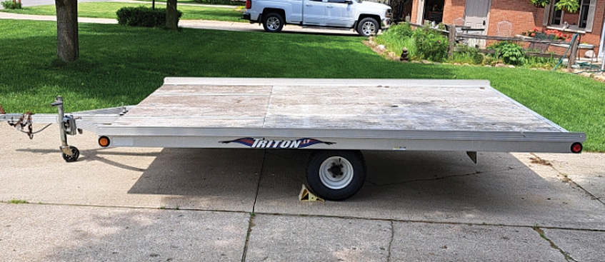 2005 TRITON SNOWMOBILE TRAILER for sale in Stevensville, MI