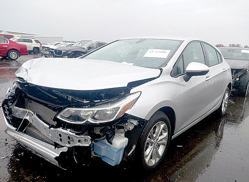 2019 CHEVROLET CRUZE for sale in Wakarusa, IN