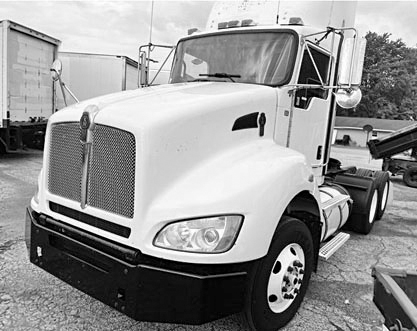 2018 KENWORTH T440 for sale in Wawaka, IN