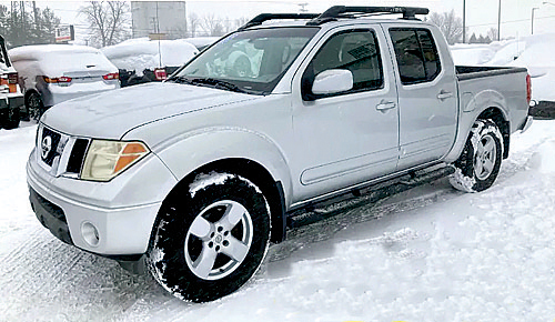 2005 NISSAN FRONTIER for sale in South Haven, MI Photo 1